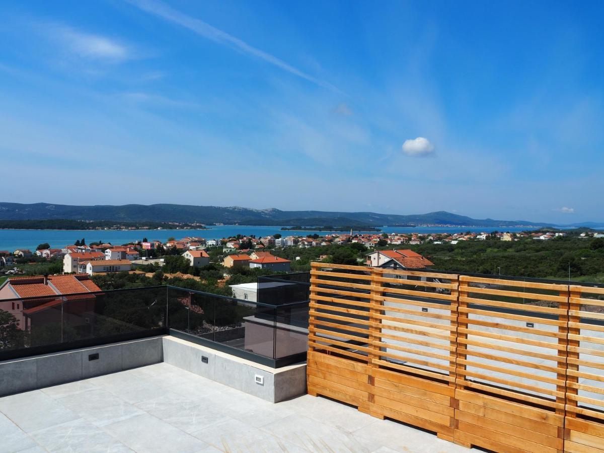 Apartment Rose Garden Sveti Filip i Jakov Luaran gambar